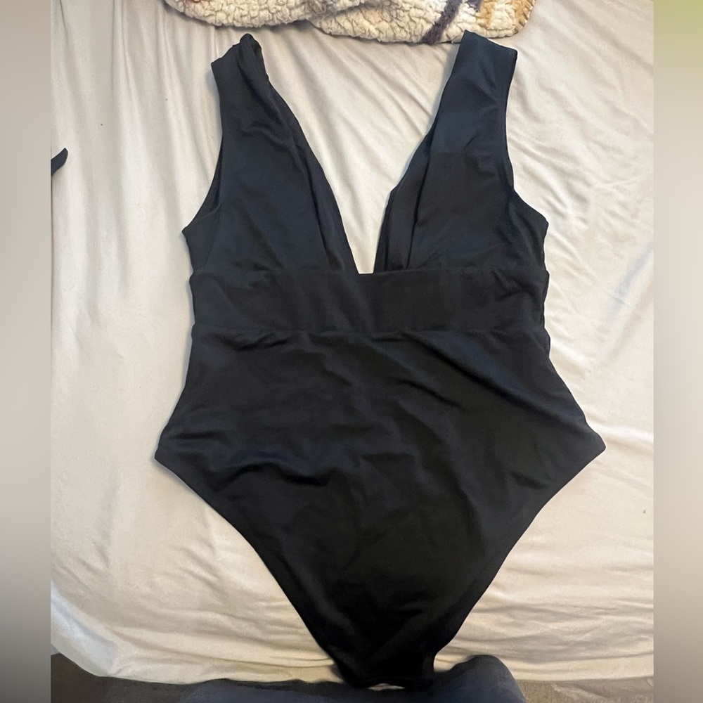 Andie Swimsuit View 4